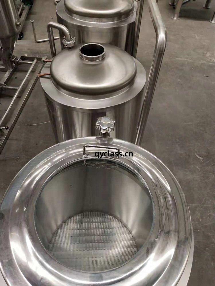 日(ri)產150L啤酒(jiu)設備