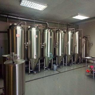 酒(jiu)吧(ba)啤酒(jiu)設(she)備