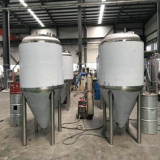 500L啤酒(jiu)發(fa)酵罐