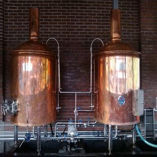 500L精釀(niang)啤酒設備