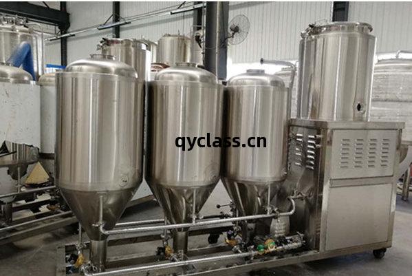 小型啤(pi)酒(jiu)設備