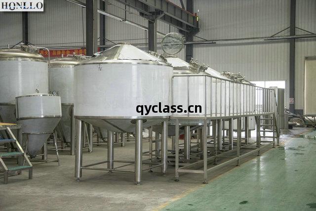 精釀(niang)啤(pi)酒(jiu)廠(chang)發(fa)酵罐--山東(dong)豪(hao)魯(lu)